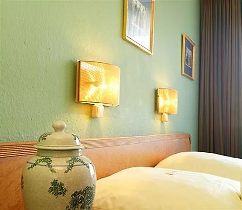 Hotel Admiral Múnich 4*,