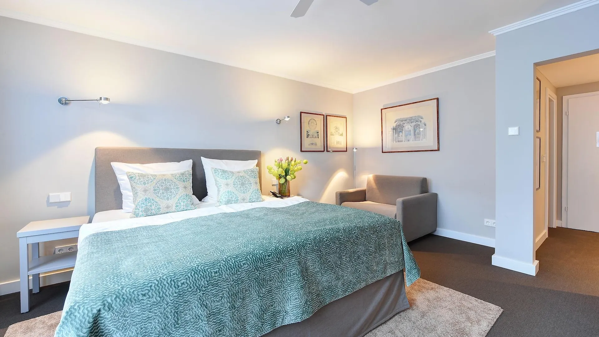 Hotel Admiral Munich 4*,