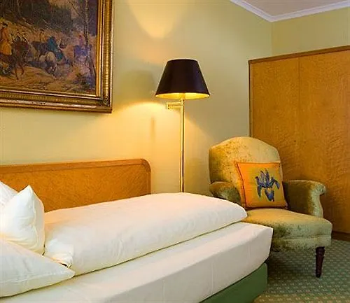 Hotel Admiral München